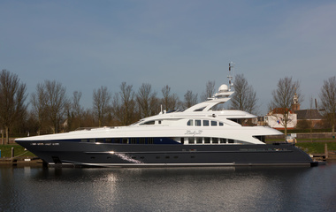 Heesen Lady L