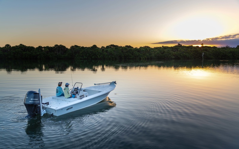 Hewes Redfisher 21