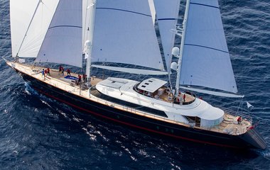 Perini Navi Jasali II