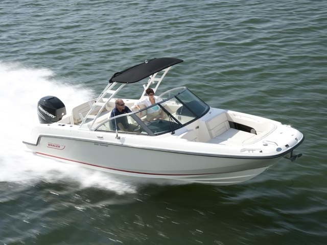 Boston Whaler 230 Vantage