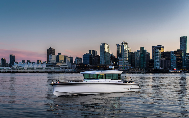 Axopar 37 XC Cross Cabin