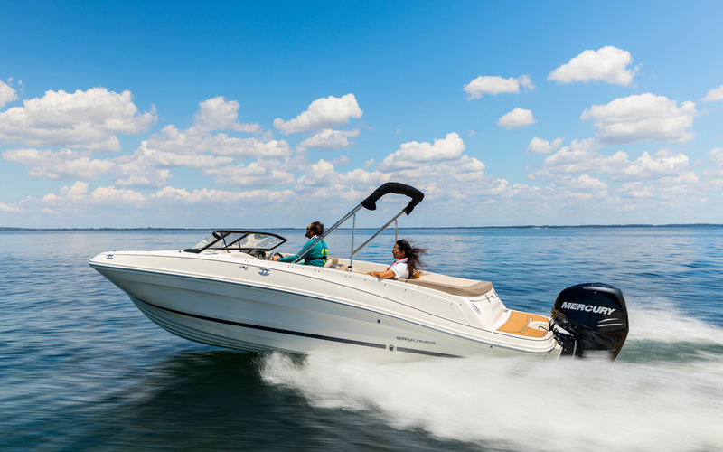 Bayliner VR6 Bowrider Outboard