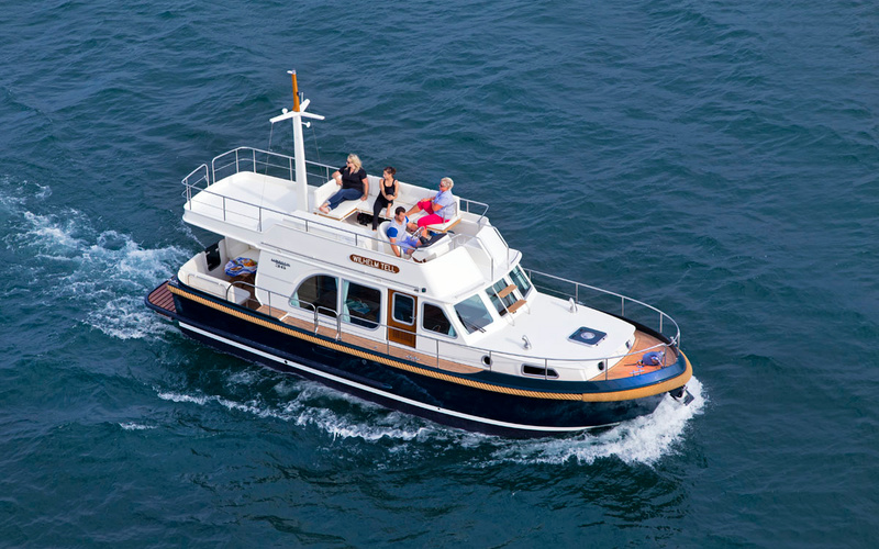 Linssen 36 Sedan Deckbridge