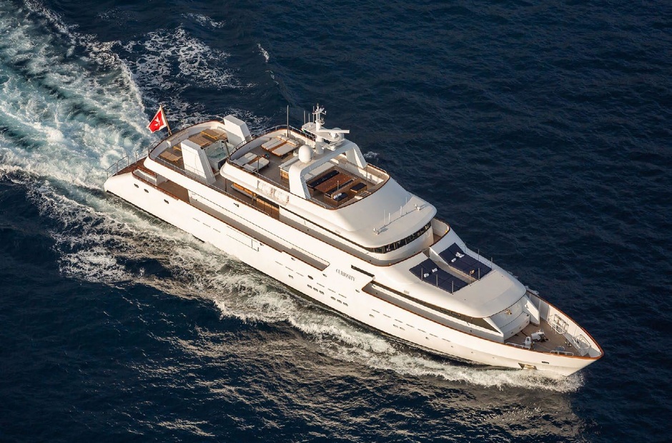 Cantieri Navali Nicolini Curiosity
