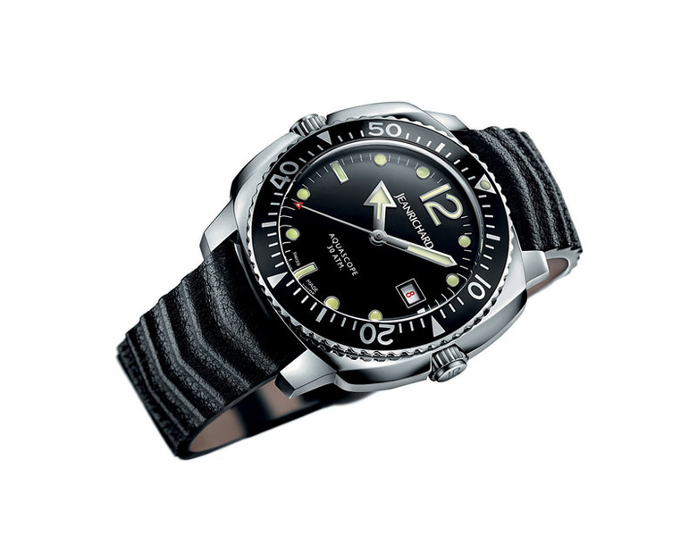 Jeanrichard Aquascope. Polished stainless steel case 44.5 x 40 mm, power reserve of 48 hours, water resistant to 300 meters.