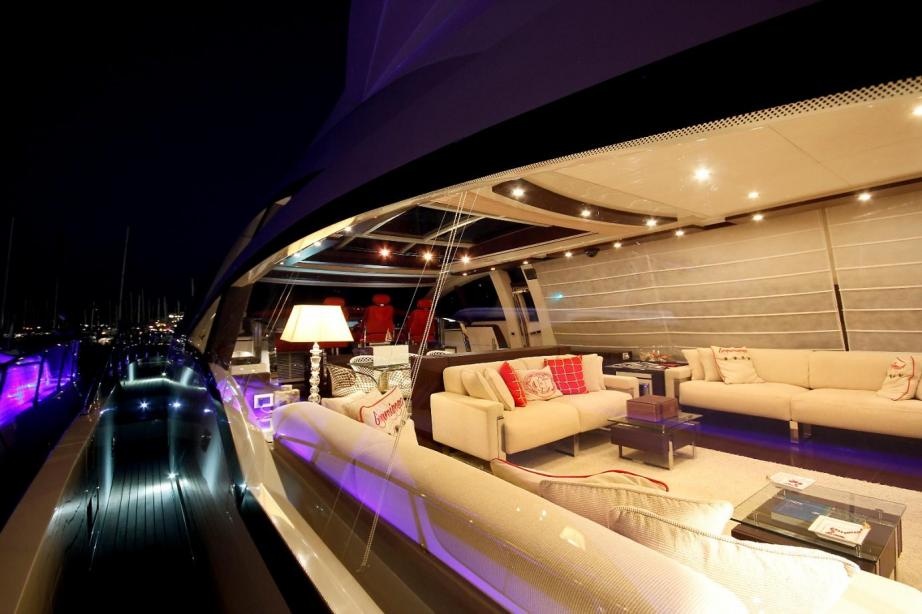 Azimut Faver B