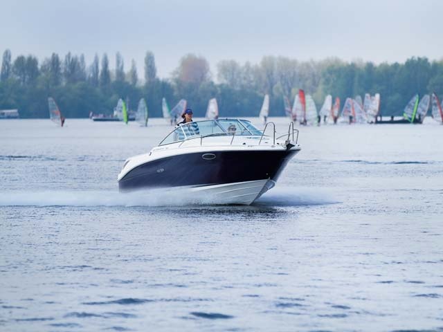 Sea Ray 235 Weekender