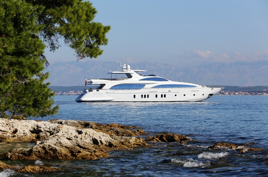 Azimut Artemy
