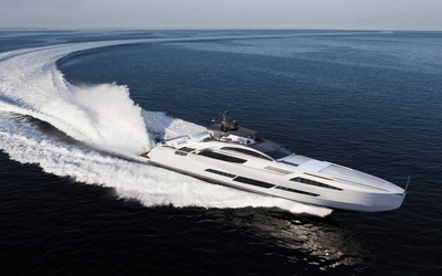 Pershing 140