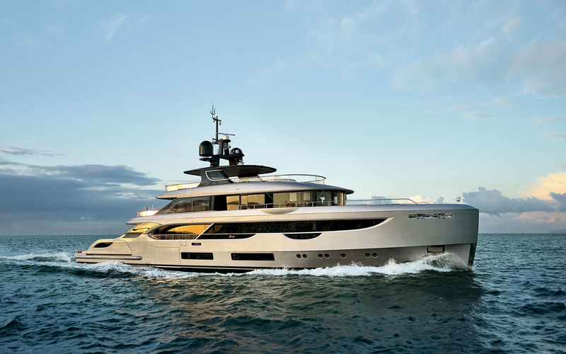 Benetti Oasis 40M