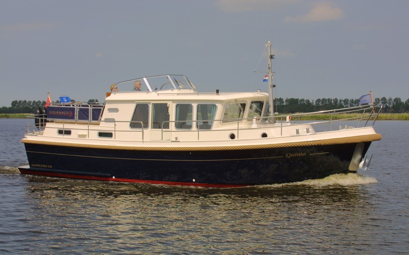 Aquanaut Drifter Trawler