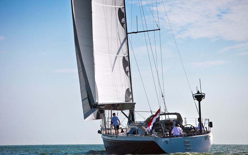 KM Yachtbuilders 69 Axonite