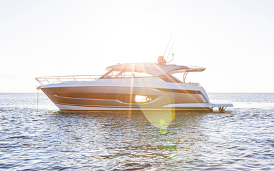 Riviera 4600 Sport Yacht Platinum Edition