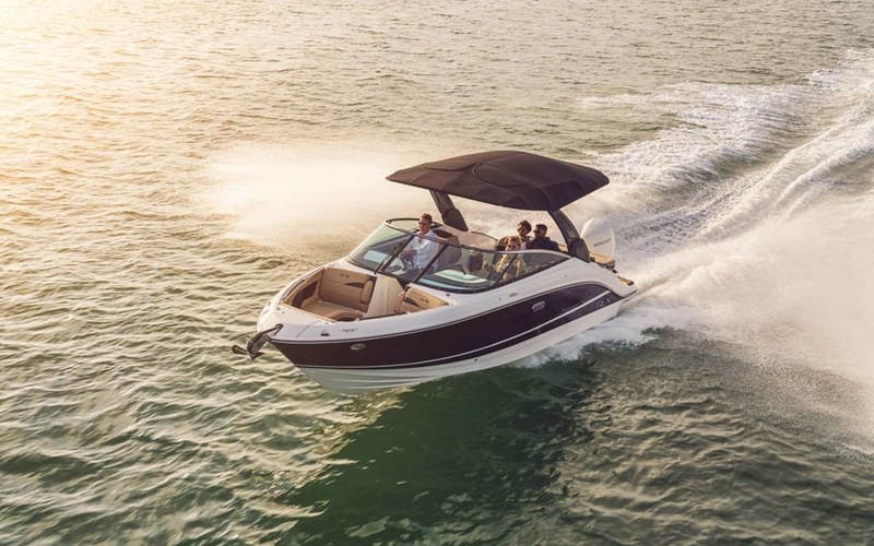 Sea Ray SLX 260 Outboard