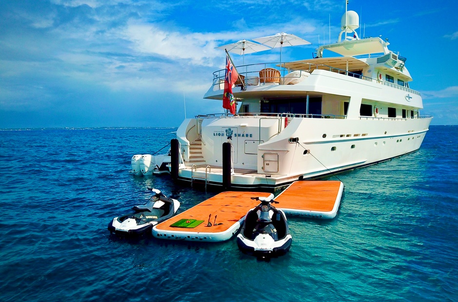 Heesen Lionshare