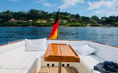 Long Island 40 Runabout