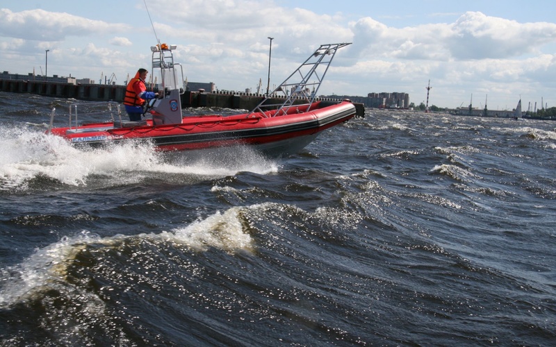 Специальные катера Kalmar 610