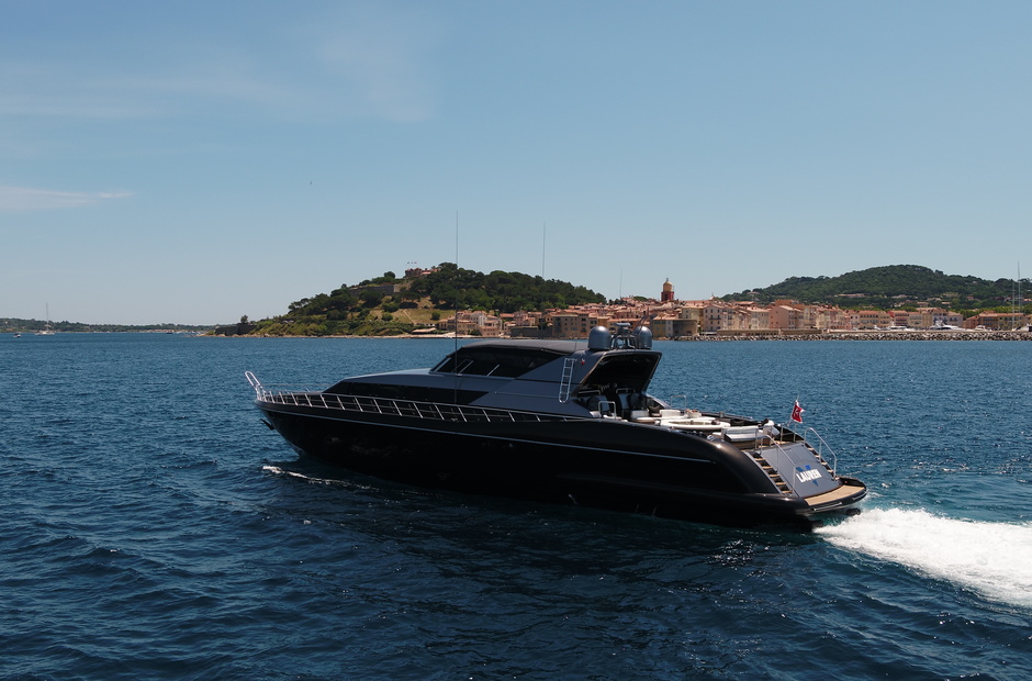 Mangusta Lauren V