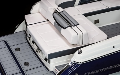 Chaparral 30 Surf