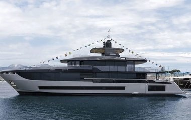 Mangusta Fifth Season