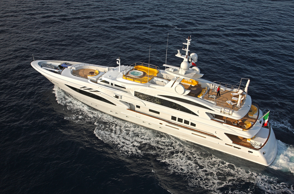 Benetti Platinum