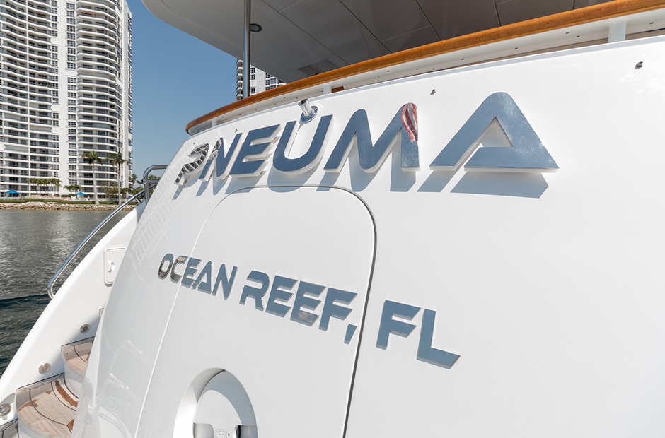 Hatteras Pneuma