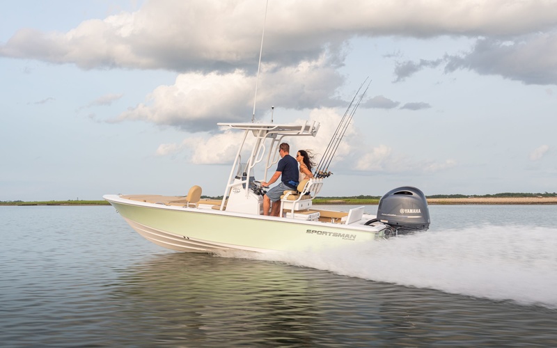 Sportsman Masters 207 Bay Boat