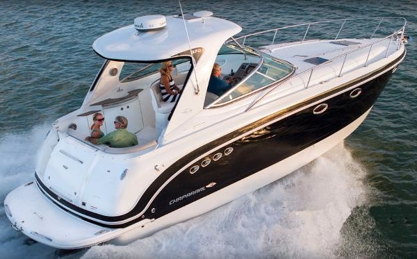 Chaparral 370 Signature Cruiser