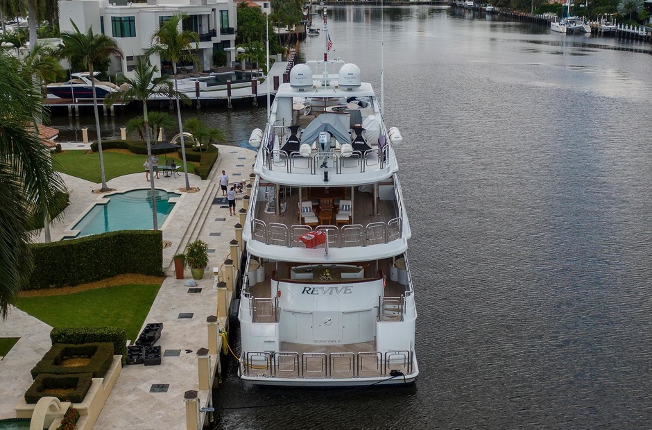 Richmond Yachts Catching Moments