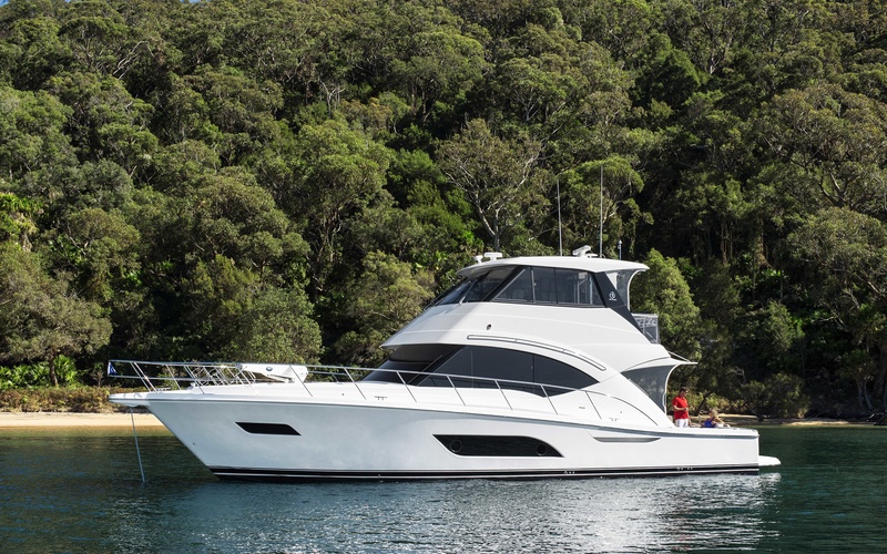 Riviera 57 Enclosed Flybridge