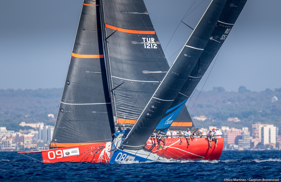 Turkish Provezza returned to the competition August 28 after the mast broke down August 25. For this team, a stormy day without races was by the way.