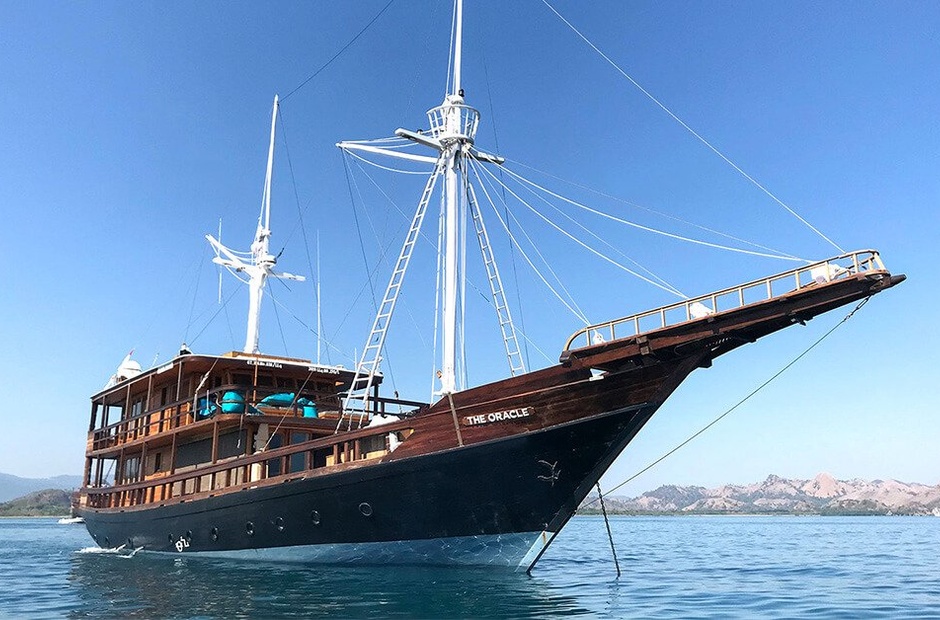 Custom Boats Oracle