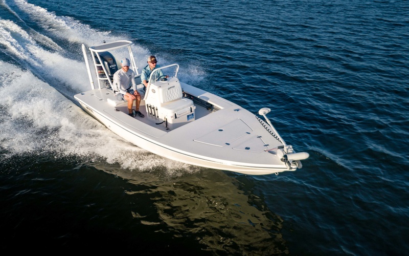 Hewes Redfisher 18