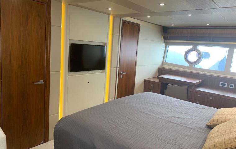 Sunseeker Manhattan 73 (2013)