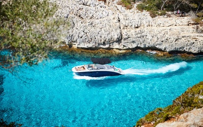 Sea Ray SDX 270