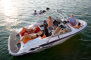 Four Winns H220