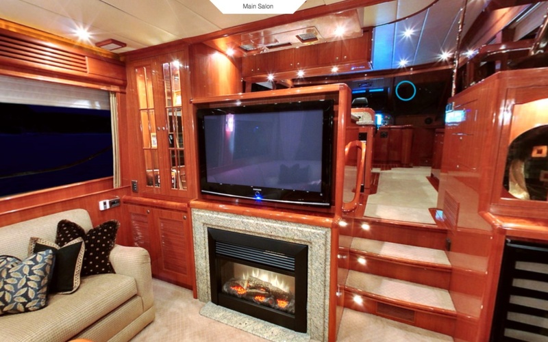 Hampton 700 Skylounge
