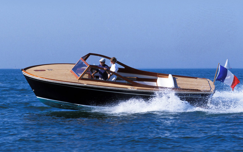 Latitude 46 Lady Scarlett