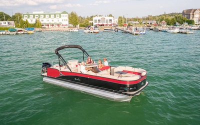 Avalon Catalina Entertainer 25