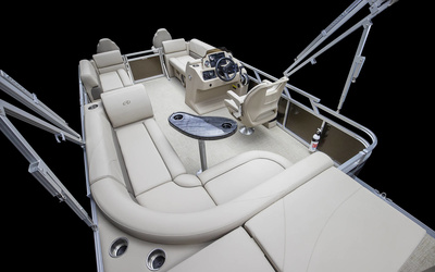 Avalon Venture Bow Fish 16