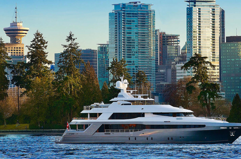 Crescent Custom Yachts Muchos Mas