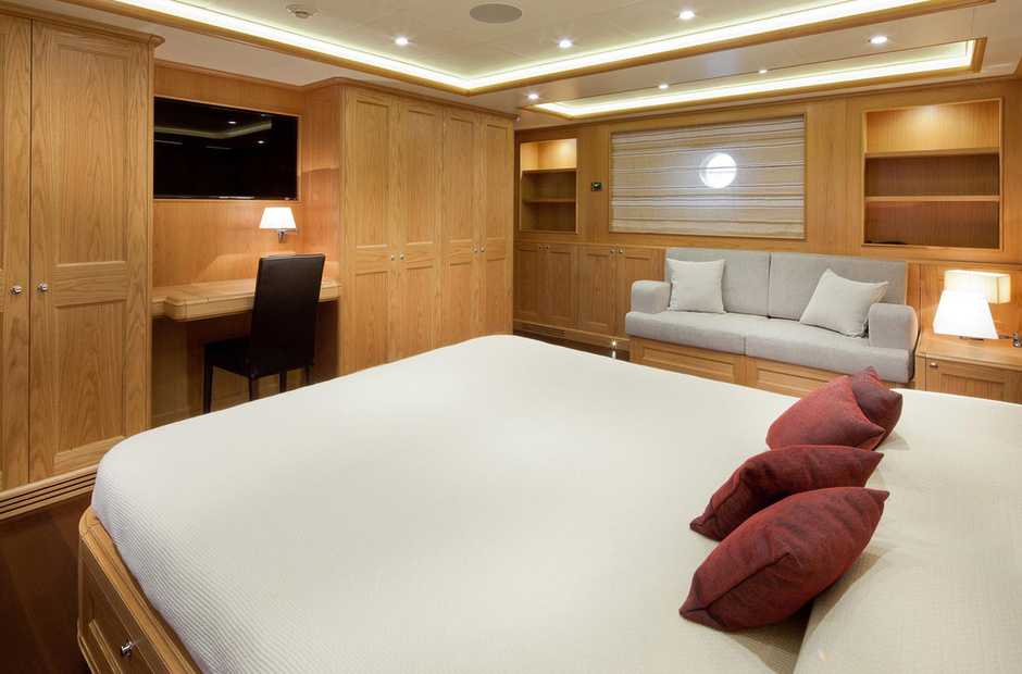 Cantiere delle Marche Furst 60