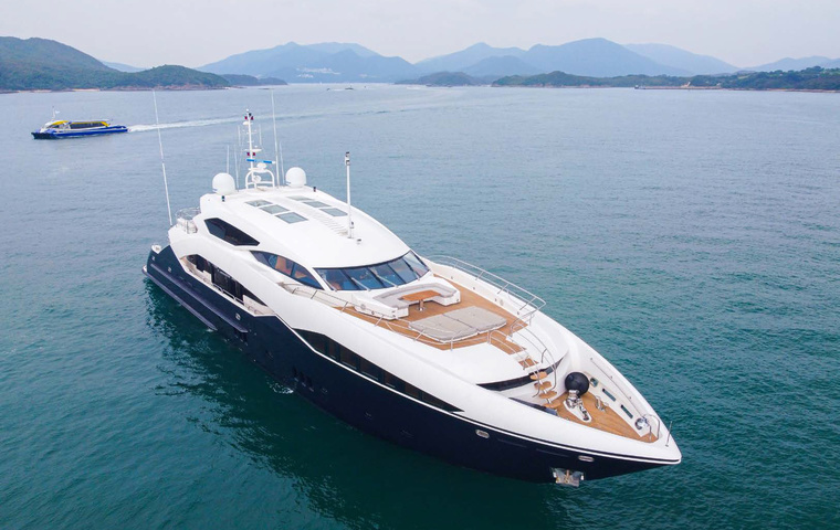 Sunseeker 130 Predator  (2011)