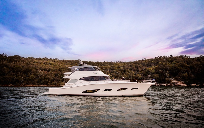 Riviera 72 Sports Motor Yacht