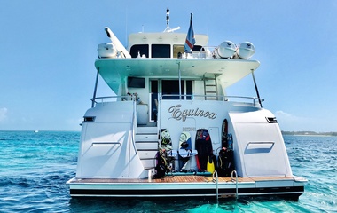 CL Yachts Equinox