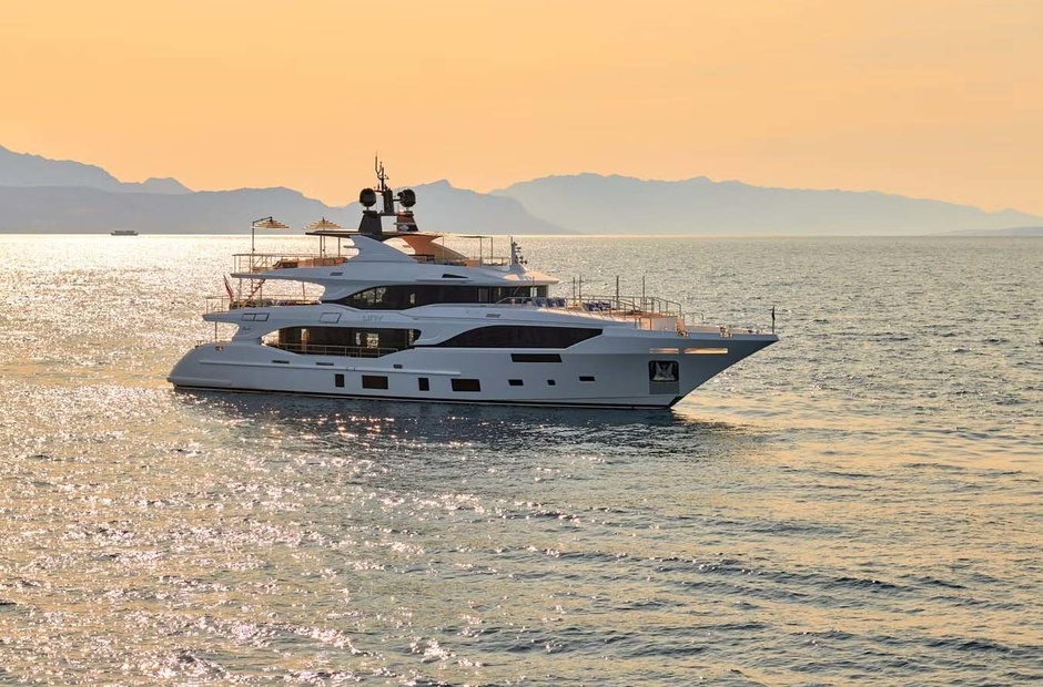 Benetti Uny