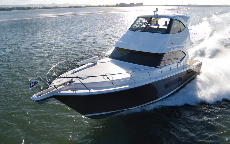 Riviera 53 Enclosed Flybridge