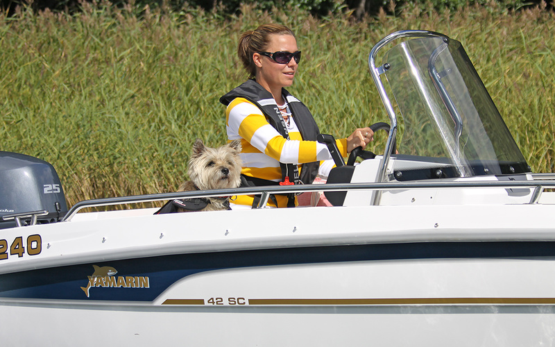 Yamarin 42 Side Console