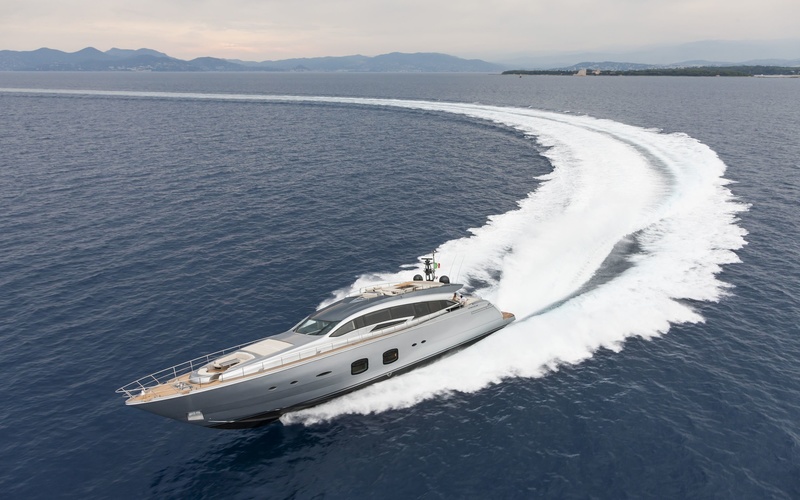 Pershing 108