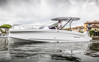 Axopar 25 Cross Top